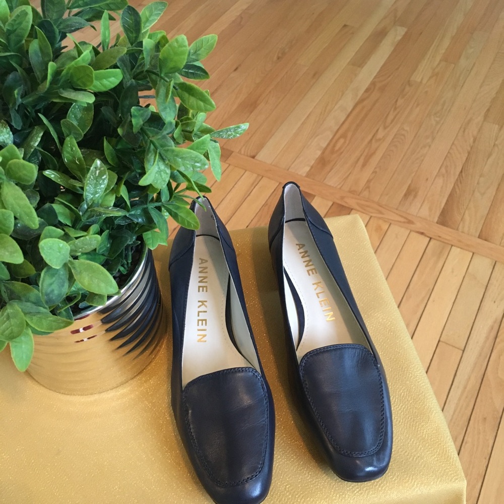 Women’s Shoes
